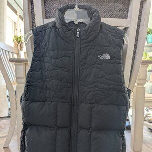 Black North face vest size large